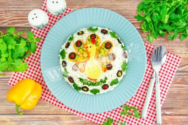 Салат Жар-птиця з куркою і опеньками
