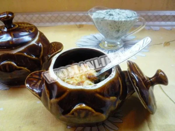Жульєн з кальмарів з печерицями в духовці