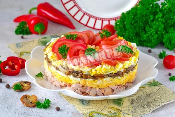 Салат Чикаго з копченою куркою