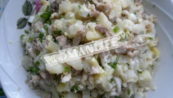 Салат з голови щуки з картоплею